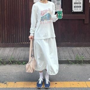 EAAH cloud string skirt in white